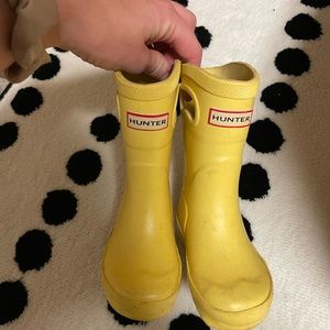 Hunter rain boot size 5 toddler